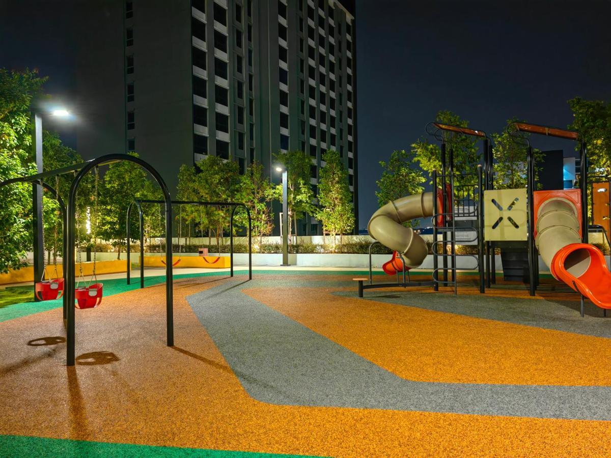 Alanis Residences Klia Kota Warisan Sepang By Dreamstay Exterior photo