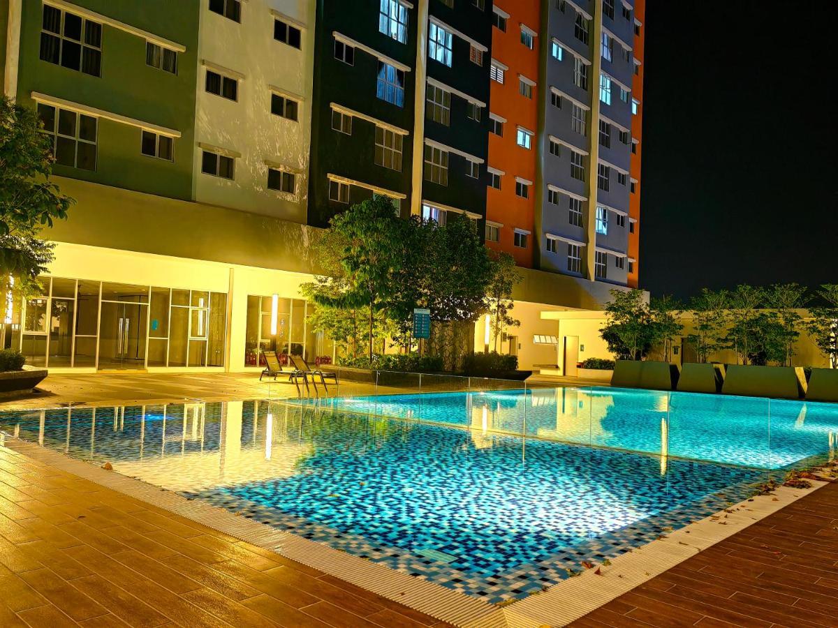 Alanis Residences Klia Kota Warisan Sepang By Dreamstay Exterior photo